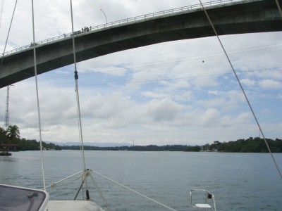 Brücke über den Rio Dulce
