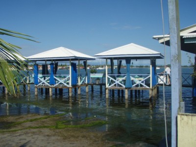 Restaurant über dem Wasser